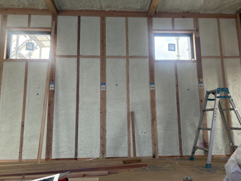 寒い日も快適。トレーラーハウスの断熱｜佐賀　トレーラーハウス