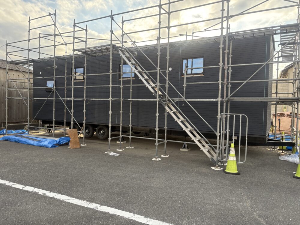 サイディング施工の様子をご紹介│佐賀　トレーラーハウス